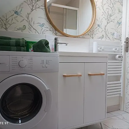 Studio Magnifique: Central City Retreat with AC & Bike Options Montargis Exterior photo